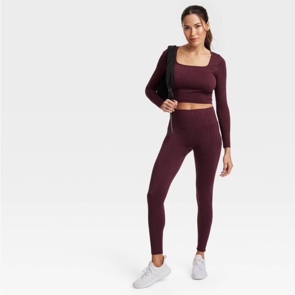 Lurex Sparkle Seamless High-Rise Leggings All In Motion Black Blue Green Shimmer - Picture 2 of 15